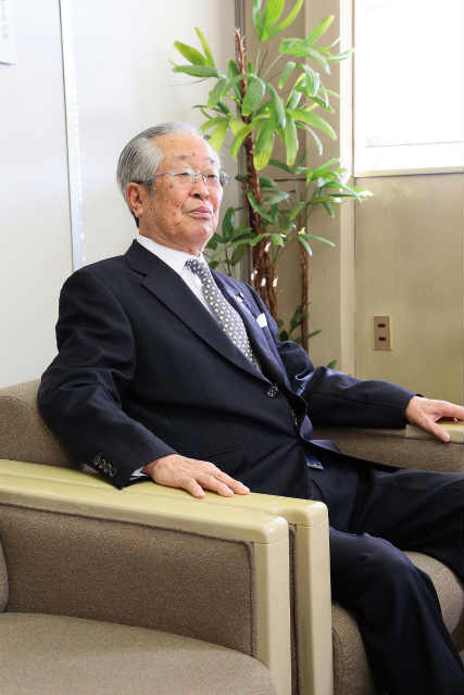 二和電気株式会社 – 電源システムづくりで日本のインフラを築く。