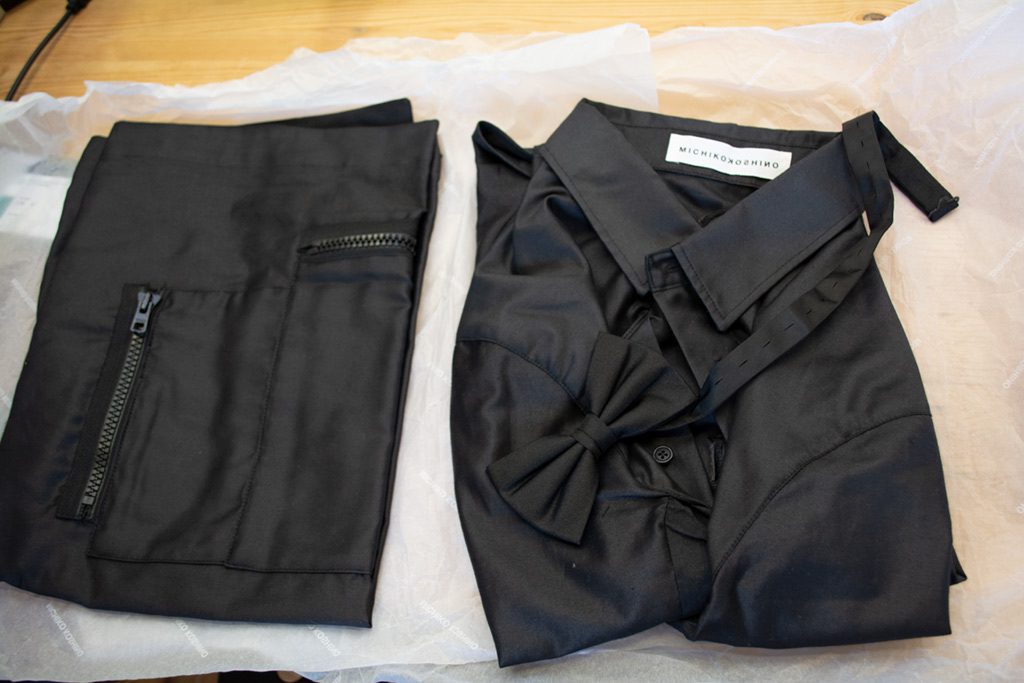 堂島酒造の制服はかのコシノミチコさんがデザインしている。